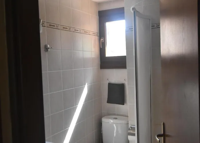 Menis オウランオウポリ