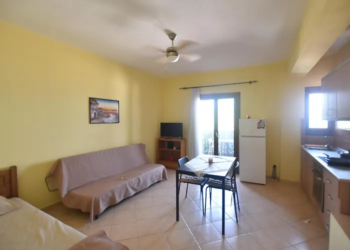 Apartament Menis *